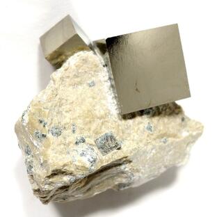 パイライト 原石 パイライトキューブ 母岩付き 黄鉄鉱 スペイン産 立方体結晶の画像