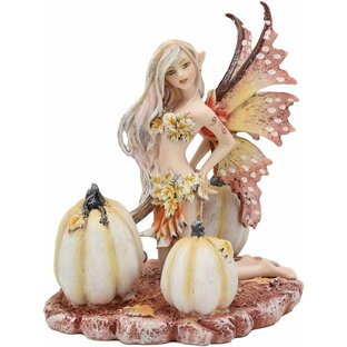 エイミー・ブラウン作 秋 白いカボチャと、メープル・エルフ（妖精）彫像 ロング・ファンタジー水彩風 装飾置物 女の子用フェアリー(輸入品の画像