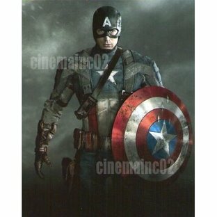 クリス・エヴァンス/『キャプテン・アメリカ ザ・ファースト・アベンジャー』盾を持つキャプテンの写真の画像
