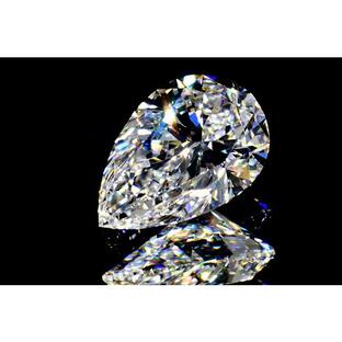 ペアシェイプ カット ダイヤモンド 0.5カラット Eカラー インターナリーフローレス 輝きあふれるドロップさん ダイヤGIA鑑定書 刻印つきの画像