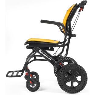 軽量車椅子 介助用車いす アルミ製 折りたたみ式 軽量コンパクト車椅子 衝撃吸収性 透気性 介助ブレーキ付き 屋内用 外出用 MDM( 黄色)の画像