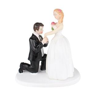 素朴なウェディングケーキトッパー ウェディングケーキ人形 模擬フィギュア シーン グッズ ミニチュア シーン 人物 誕生日 結婚式用の画像