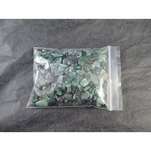 エメラルド原石(Emerald) さざれ石 寸法 ： 100ｇの画像