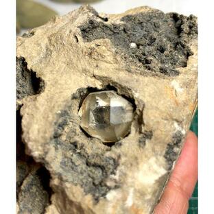 ハーキマー水晶 ハーキマーダイヤモンド 母岩付き 原石 水晶 ハーキマー ダイアモンド 天然石 パワーストーン ４月誕生石 の画像