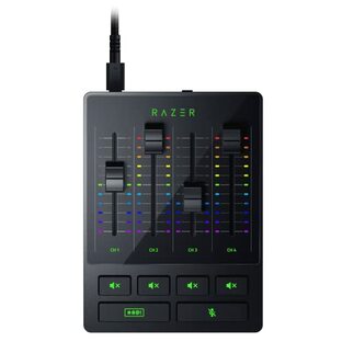 Razer Audio Mixer オーディオミキサー ミュートボタン付き ストリーミング配信 オーディオインターフェース 4チャンネル プリアンプ XLR入力 USB接続 プラグ&プレイ グランドループアイソレーター2つ付属 Chroma RGB搭載 【日本正規代理店保証品】 RZ19-03860100-R3M1 Black 11.5 × 5.5 × 15.5 cmの画像