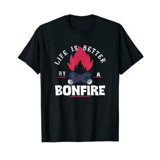 Life Is Better By The Bonfire キャンプファイヤー キャンプ アウトドア ハイカー Tシャツの画像