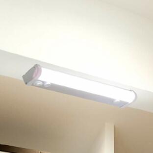 [山善] LED キッチンライト 多目的灯 近接センサー LEDライト 照明器具 工事不要 電源プラグ付き 460lm (幅35.4cm) LT-C05Nの画像