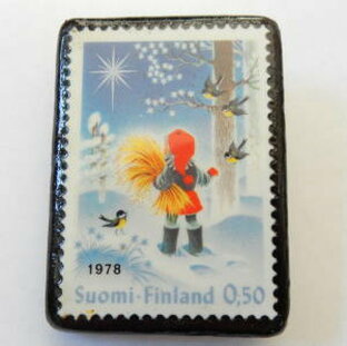 ●【クリスマス切手ブローチ】TANZAWAさんの手作りブローチフィンランドプレゼントにもおススメ！メール便発送100円の画像