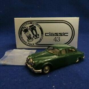 【送料無料】ホビー 模型車 モデルカー グラッドグランプリクラシックスケールモデルカージャガーサロンgrad prix classic 43 143 scale model car 1000 1959 jaguar mk2 saloon greenの画像